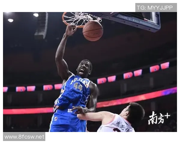 南美杯科洛科洛队主场大胜出线在望